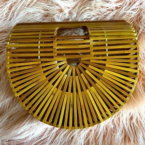 🆕 Small Ark Fan handbag 👜